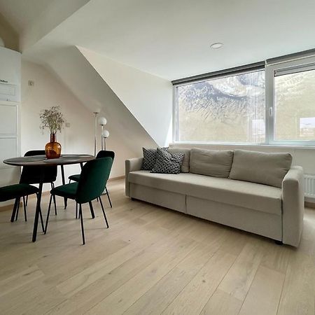 Charming Duplex On The Canal Брюссель Экстерьер фото